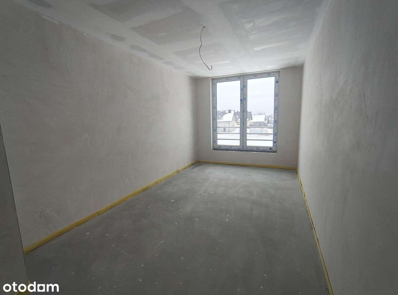 Szeregówka w świetnej lokalizacji-11