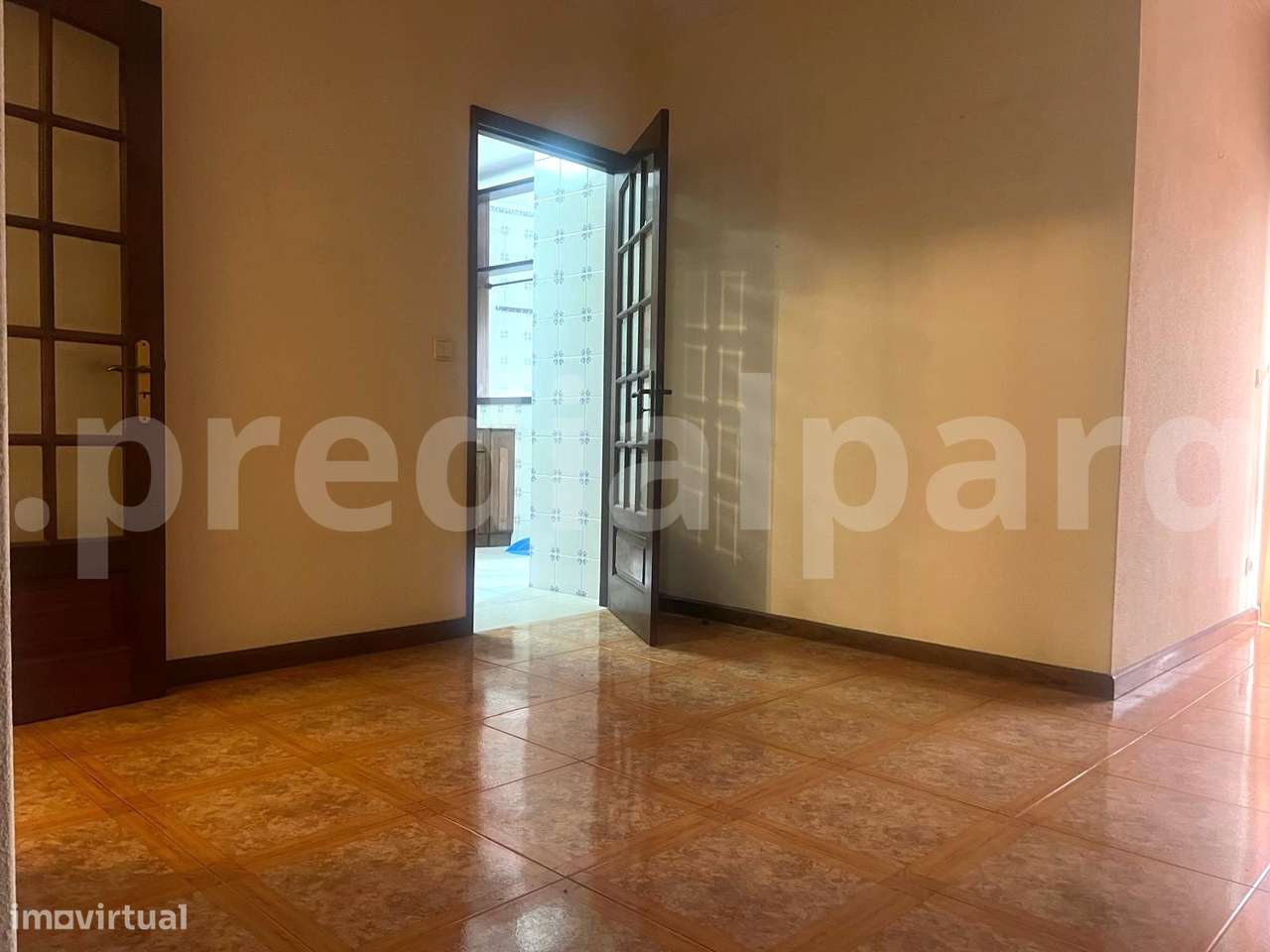 T3 + 1 no Centro de Matosinhos, com terraço e 2 lugares de garagem-21