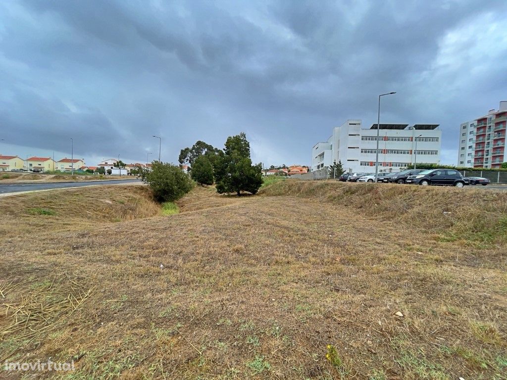 Lotes de terreno junto a Torres Vedras