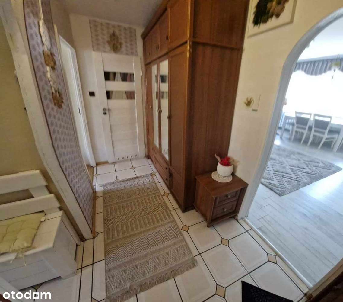 Dwupokojowe mieszkanie z balkonem i pełnym wyposażeniem w Prudniku.-5