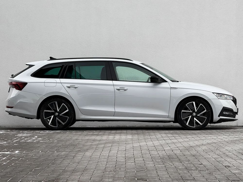 Skoda Octavia 2.0 TSI 4X4 Sportline DSG 190 KM — zdjęcie 3