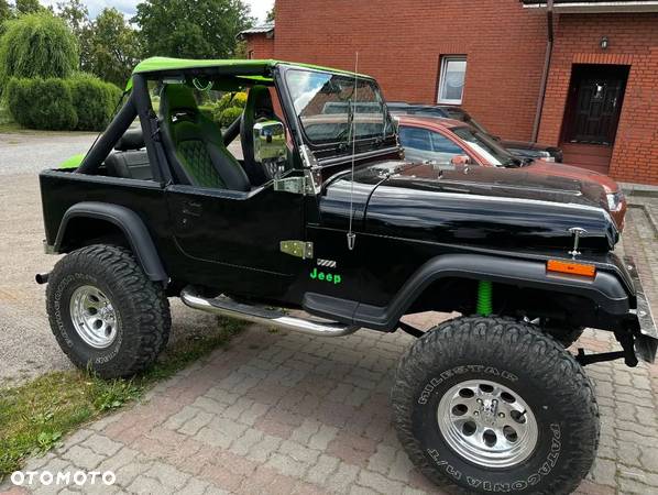 Jeep Wrangler - 35