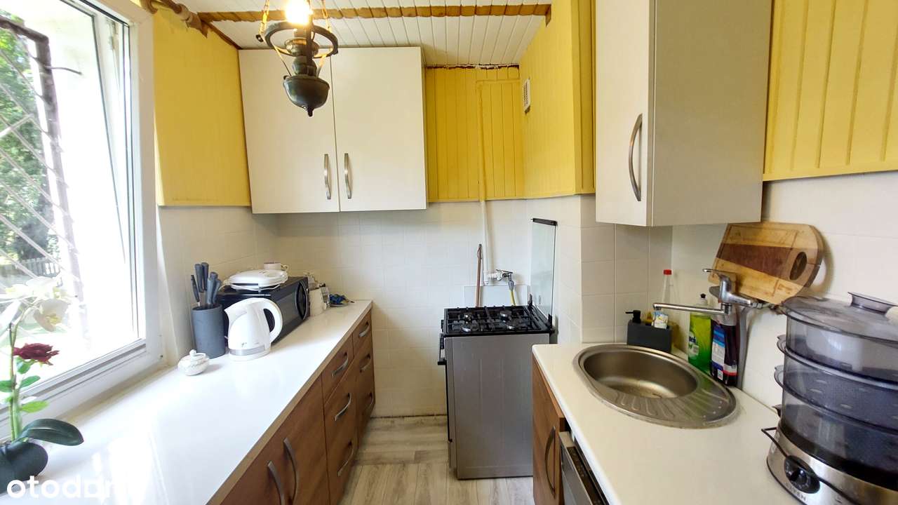 Parter z balkonem, w ogrodzonym bloku-2