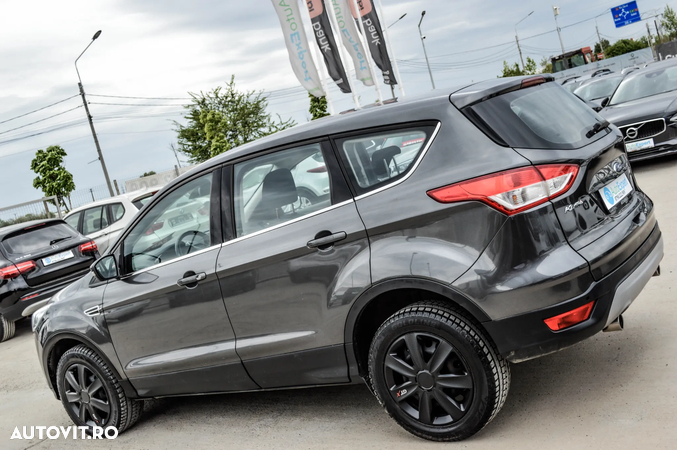 Ford Kuga 2.0 EcoBlue Aut. 4x4 TITANIUM - 4