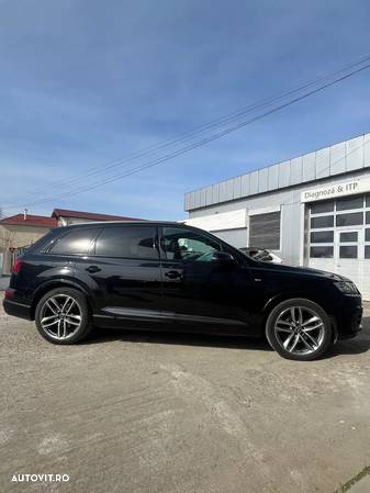 Audi Q7 3.0 TDI Quattro Tiptronic - 9