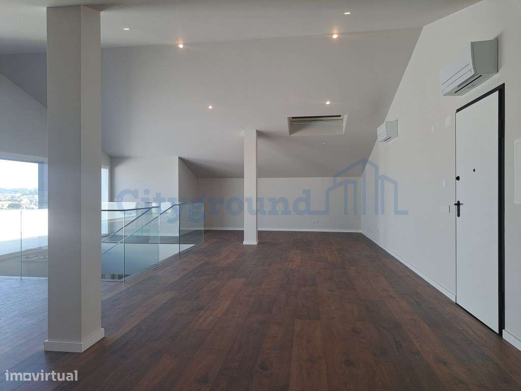 Apartamento T3 Duplex na cidade de Leiria com 3 suítes e vista para...-25