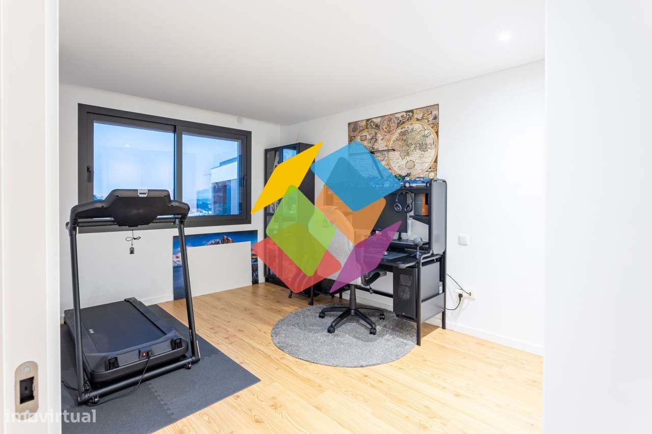 Apartamento T3 de Luxo Localização Premium Lourosa-14