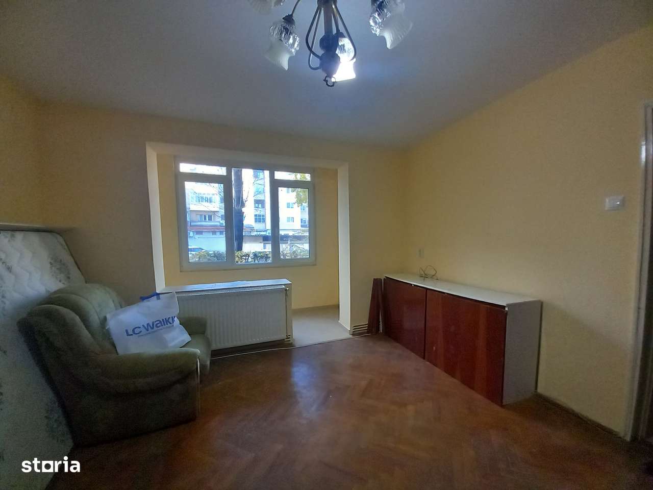 G. Cosbuc - zona Scolii N. Iorga, apartament 2 camere!!-2