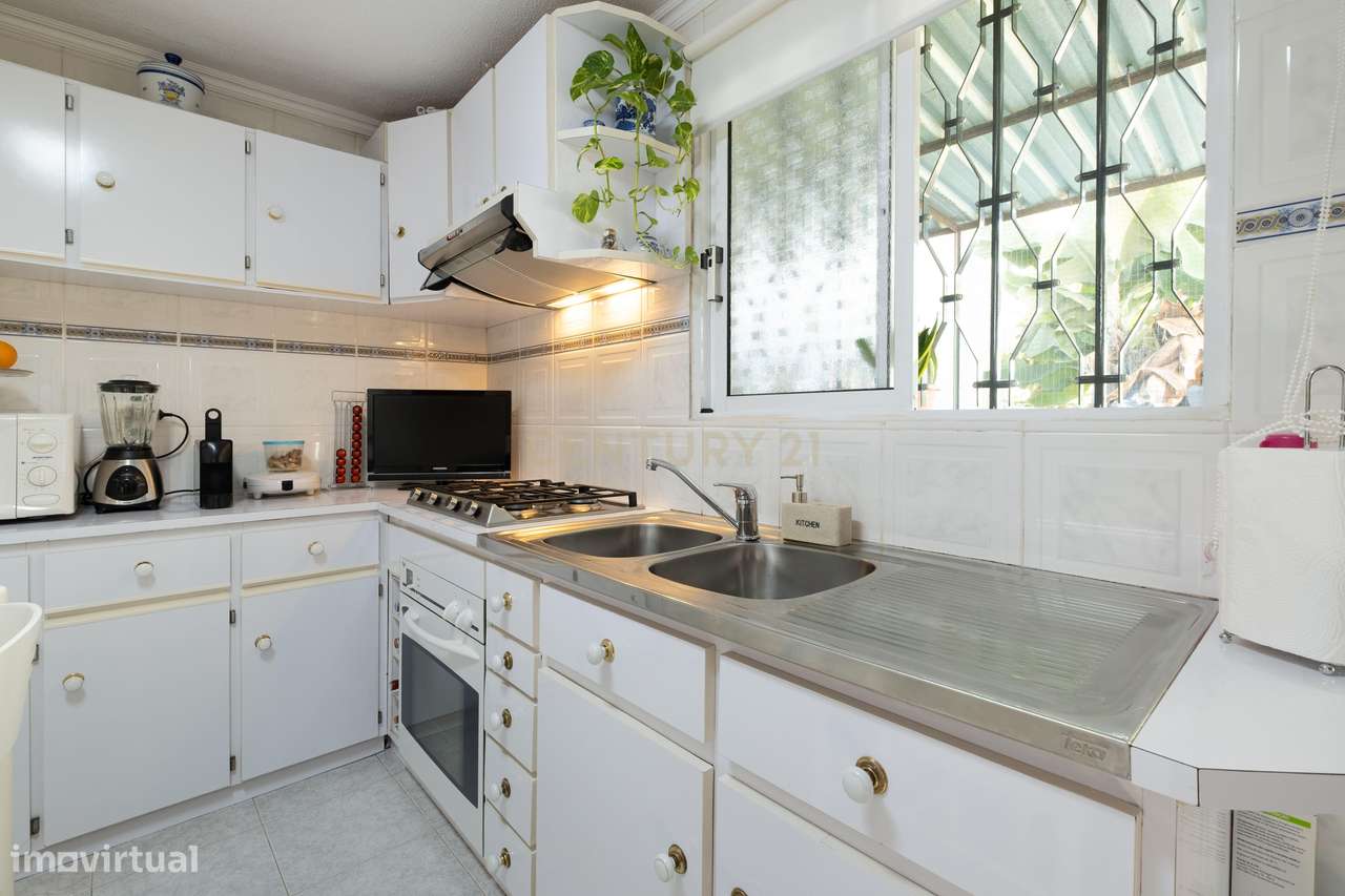 Moradia Típica Madeirense com Potencial Único – Piornais, Funchal-28