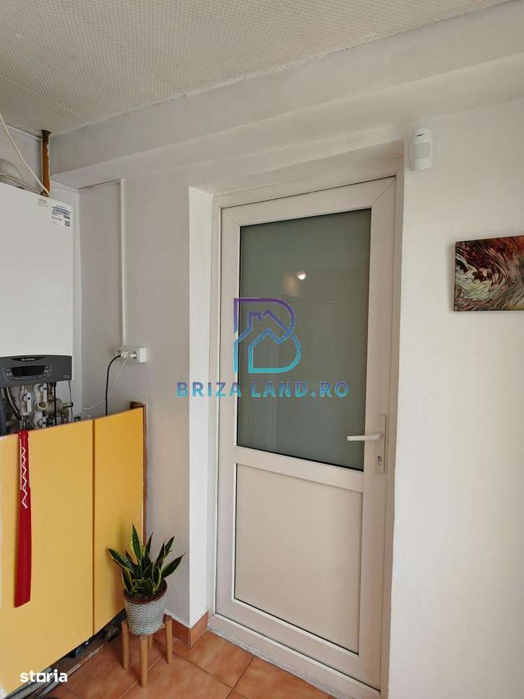 Sos. Chitilei, Amintirii, casa Sp+P, sup. 113mp, 2 camere teren 202mp - Imagine principală: 4/17