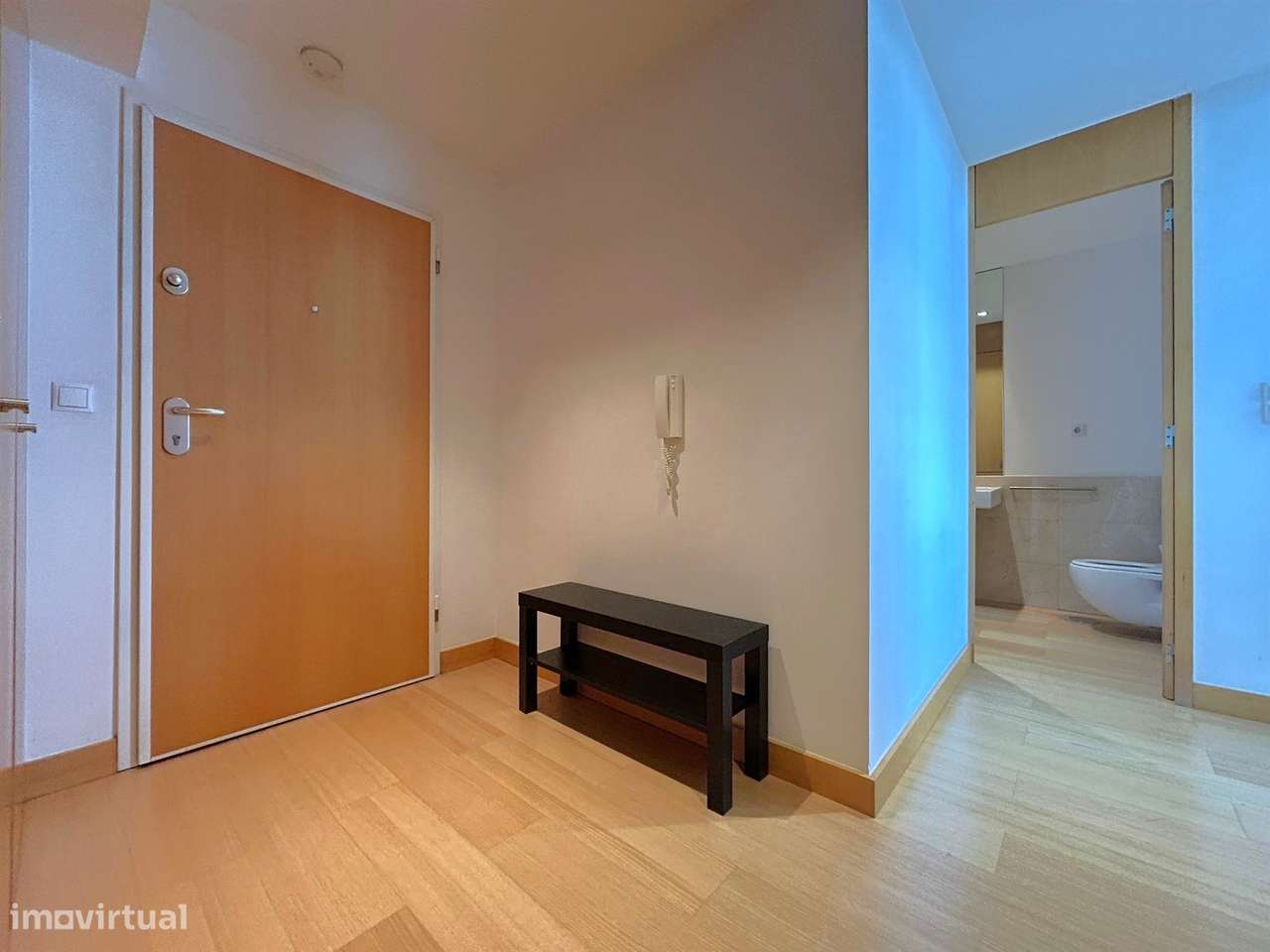 T1 Penthouse c/ terraço | equipado e mobilado e garagem junto ao Norte - Grande imagem: 4/22