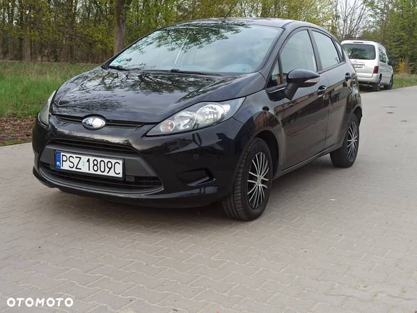 Ford Fiesta 1.25 Ambiente - 11