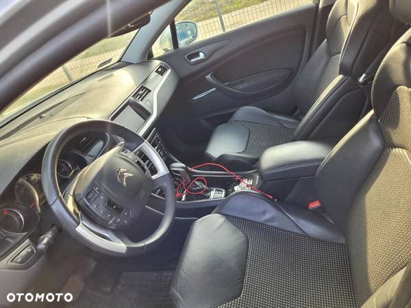 Citroën C5 2.2 HDi Exclusive - 4