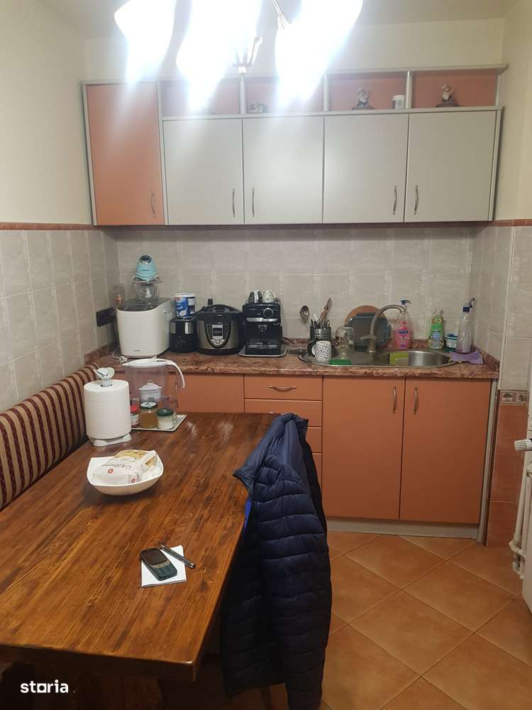 Ap.2 cam. C et1/8,Nufărului,58mp utili,dublă orientare,mobilat,utilat - Imagine principală: 2/13