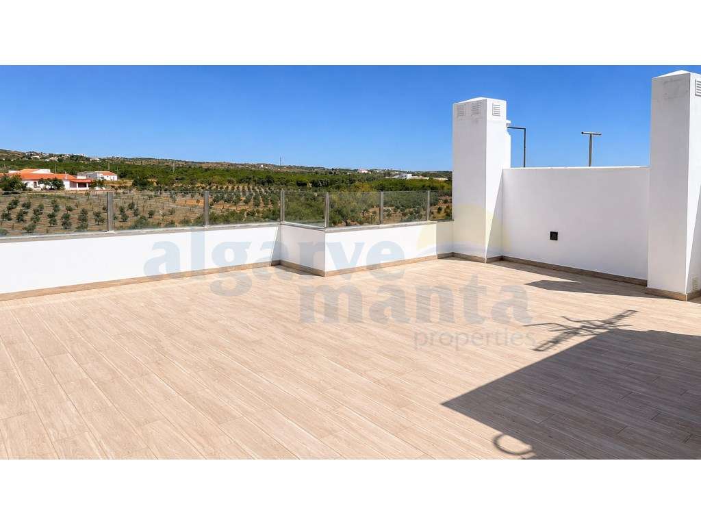 Moradia T3 Moderna com Garagem - Perto do Centro de Vila Nova de Ca...-38
