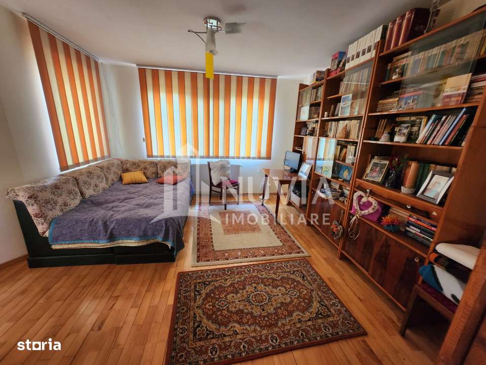 Casa individuala cu 3 camere,371 mp teren,Centru-5