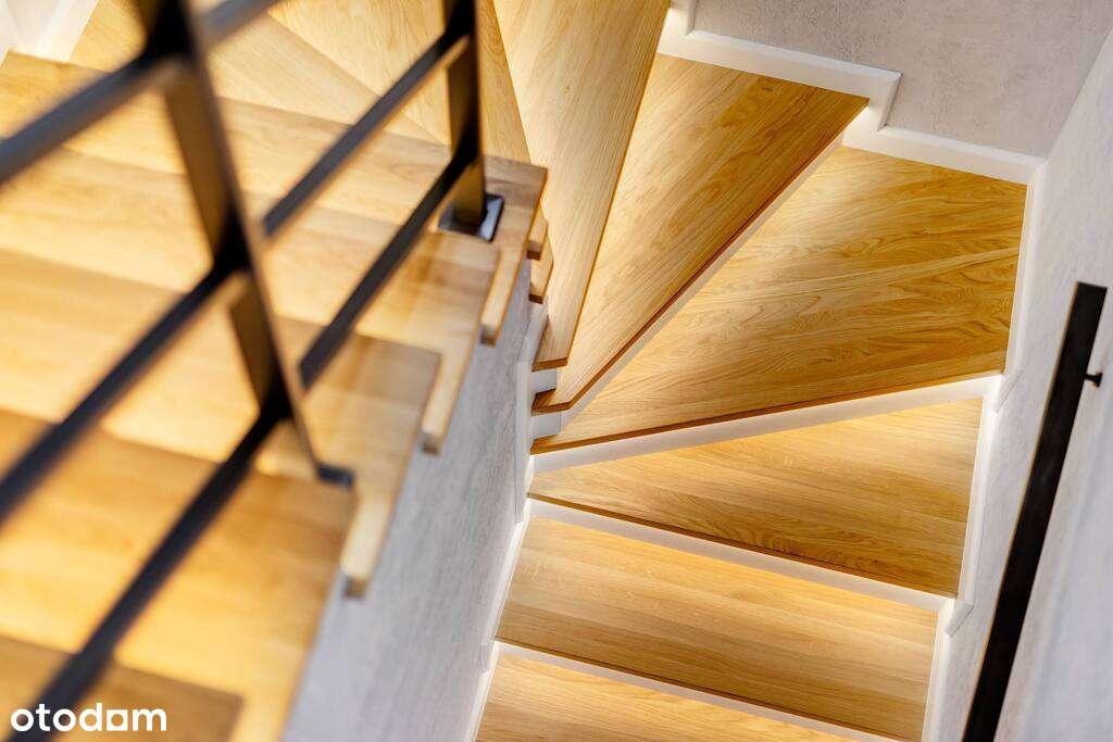 Nowy i gotowy do wprowadzenia dom pod Piasecznem-12