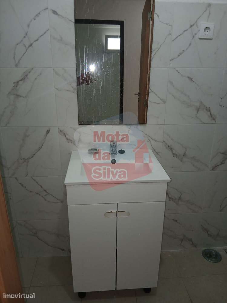 Excelente Apartamento T2 no Centro histórico de Portalegre-17