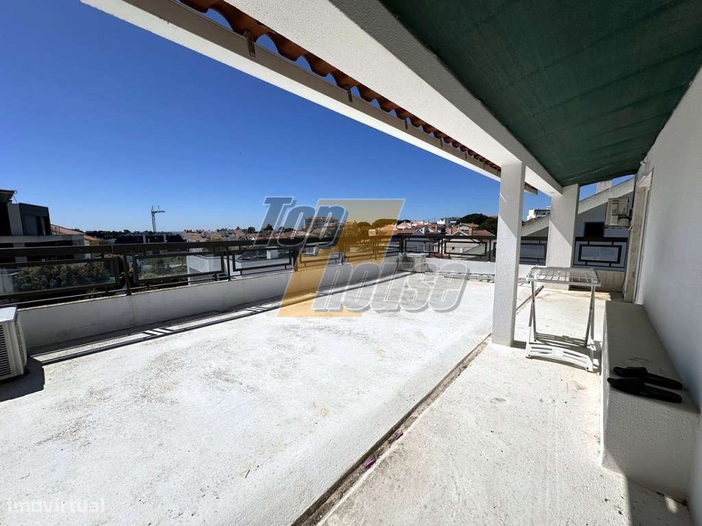 Moradia Isolada T4+1 - Vista de Mar - Charneca de Caparica-26