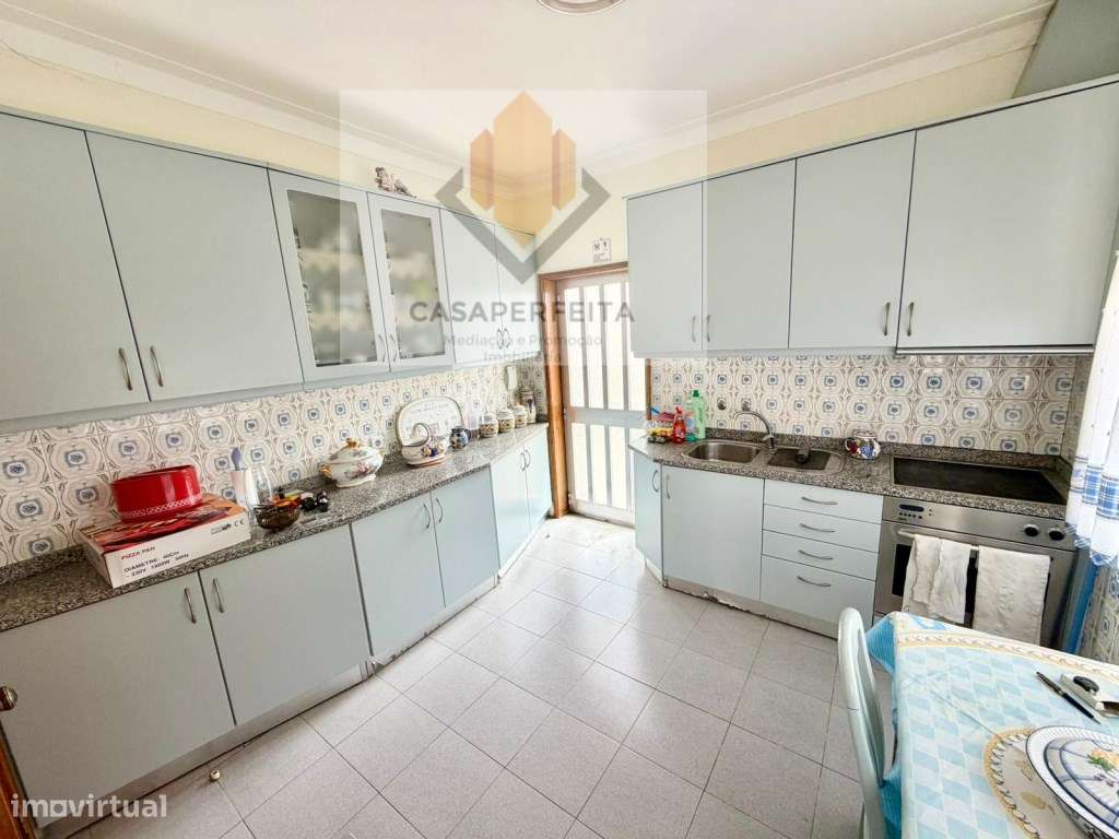 2 Andares Moradia T3 com Terreno, Anexo e Garagem - Avintes-26