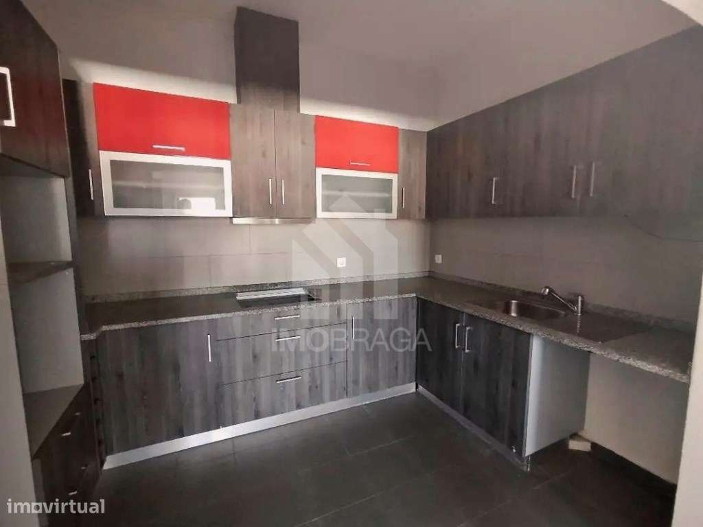 Venda Moradia Banda T5, na Golegã (Santarém) - Grande imagem: 3/18