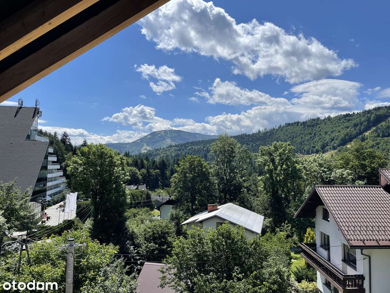 Nowoczesne 3-pokojowe mieszkanie z balkonem i garażem - Pełny obrazek: 2/8