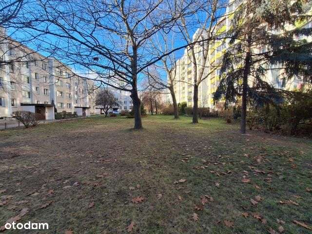 2 pokoje z dużym ogródkiem przy stacji M Lazurowa-13