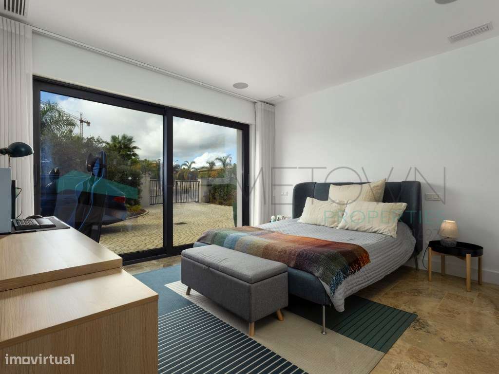 Moradia de Luxo V4 - Primeira Linha da Ria Formosa, Faro-29
