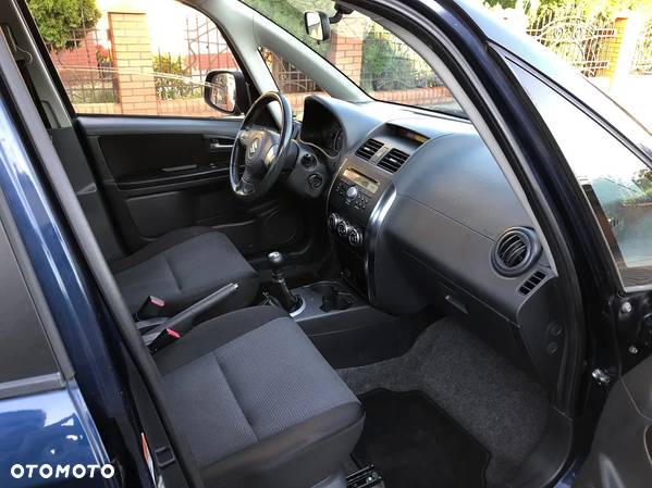 Suzuki SX4 1.6 GLX / Comfort - 8