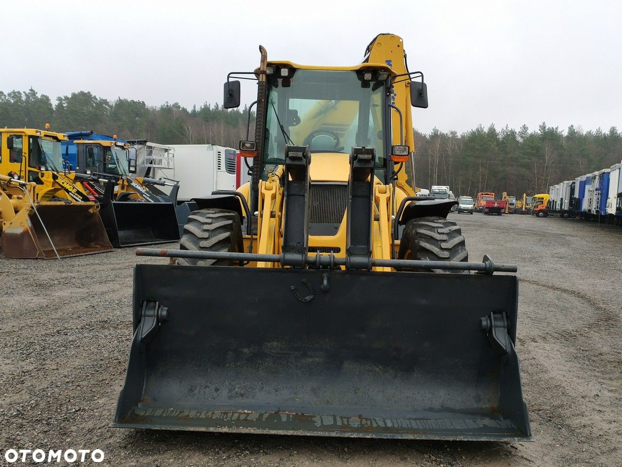 Komatsu WB 93S-5E0 Bez Luzów Zadbana Sprawna Super Stan !!! - 9