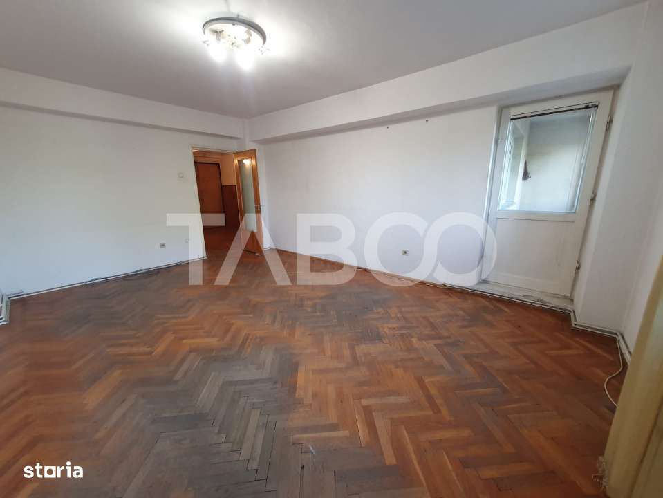 Spatiu destinat pentru afacerea ta in zona Centrala 70  mp - Imagine principală: 2/11