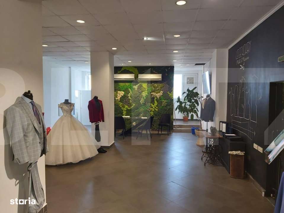 Showroom elegant la mezaninul unei cladiri mixte, zona Cipariu. - Imagine principală: 3/7