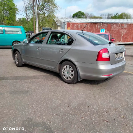 Skoda Octavia 2.0 TDI DPF Ambition - 3