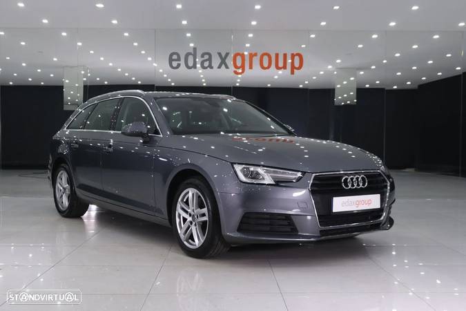 Audi A4 Avant 2.0 TDI S tronic - 1