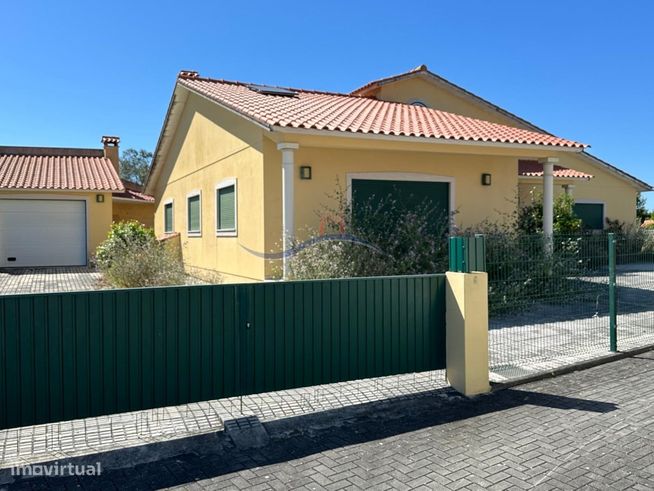Moradia T4 - Zona Bajouca-47