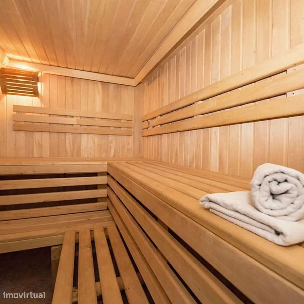 APARTAMENTO T1 PRIMEIRA LINHA DE MAR COM PISCINA NO ROOFTOP-13