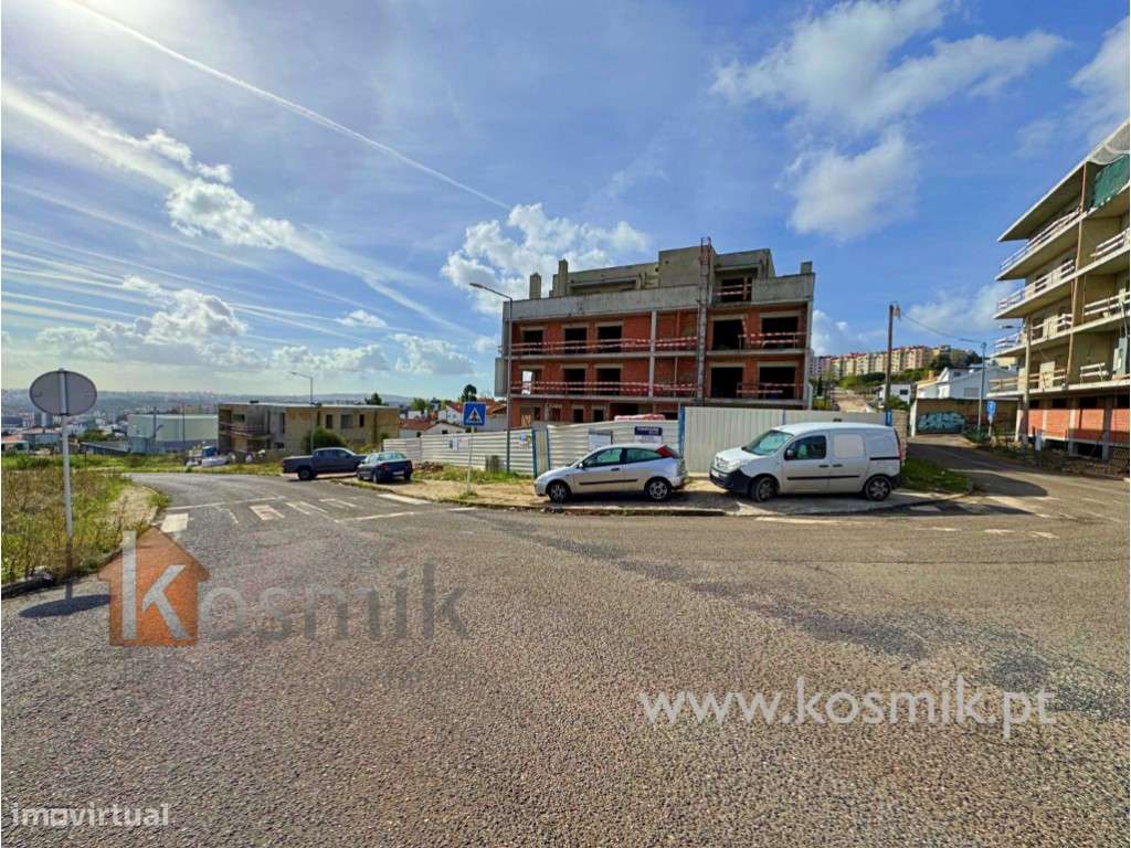 POETAS' GARDEN - PARADELA - LOURES - LISBOA - NOVOS EM CONSTRUÇÃO T1+1-41