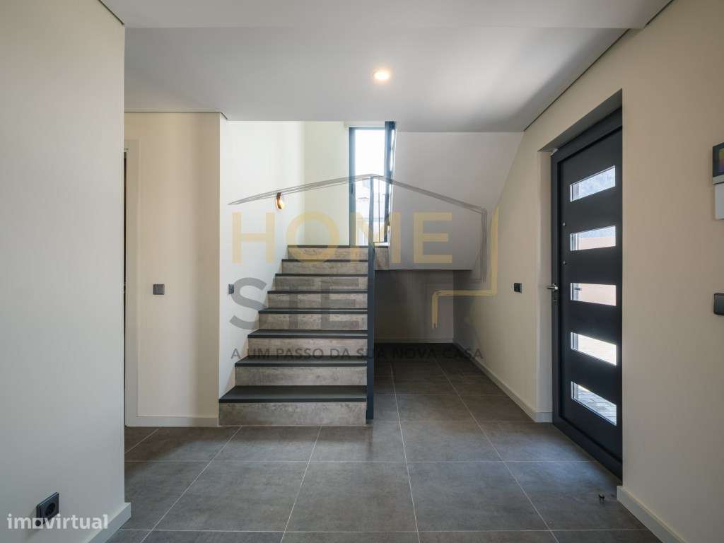 Moradia T5 Nova em Canidelo, Vila Nova de Gaia-8