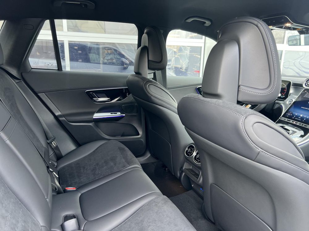 GLC 220d 4Matic, Linia AMG Premium Night, HAK