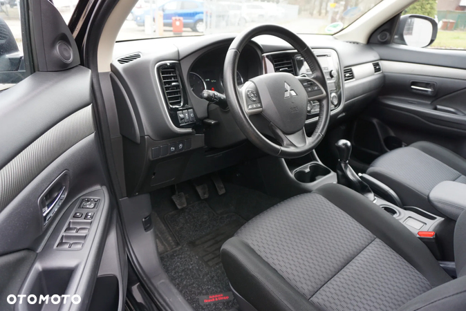 Mitsubishi Outlander 2.0 Intense 2WD - 7