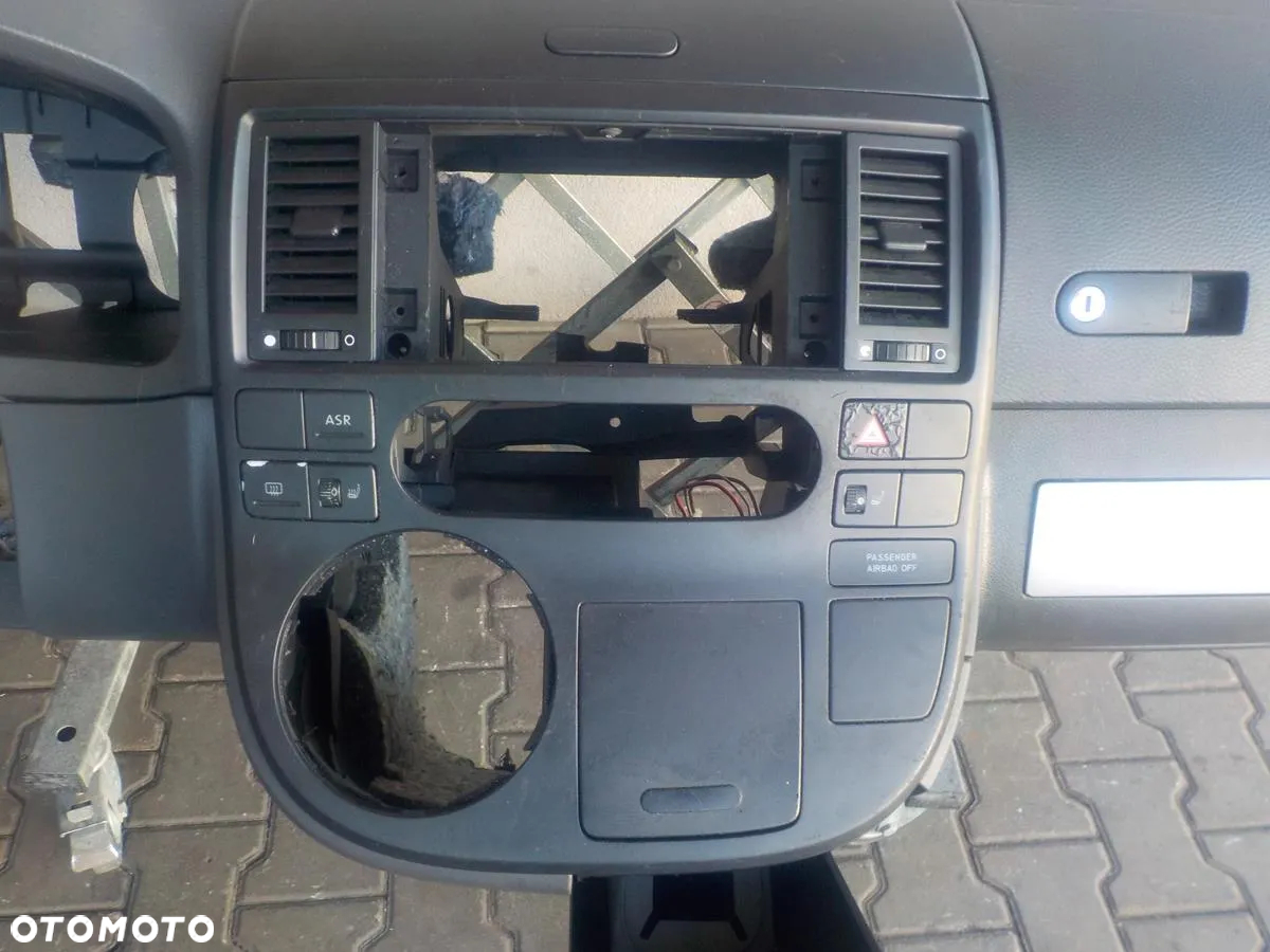 VW T5 MULTIVAN DESKA KOKPIT MIĘKKA  SCHOWEK - 6