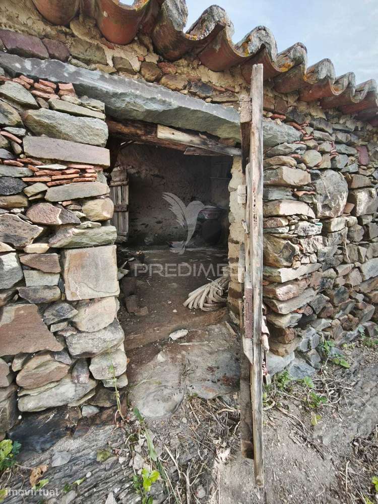 Casa em pedra para restaurar com quintal || concelho de Mértola - Grande imagem: 5/20