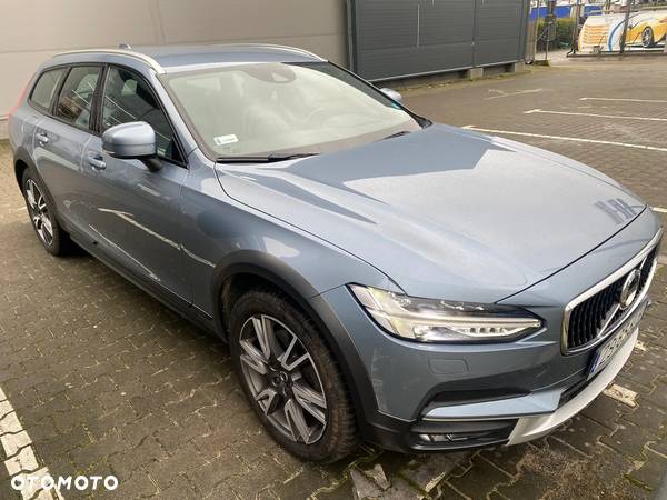 Volvo V90 - 5