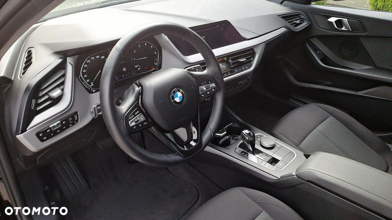 BMW Seria 1 118i Advantage - 9