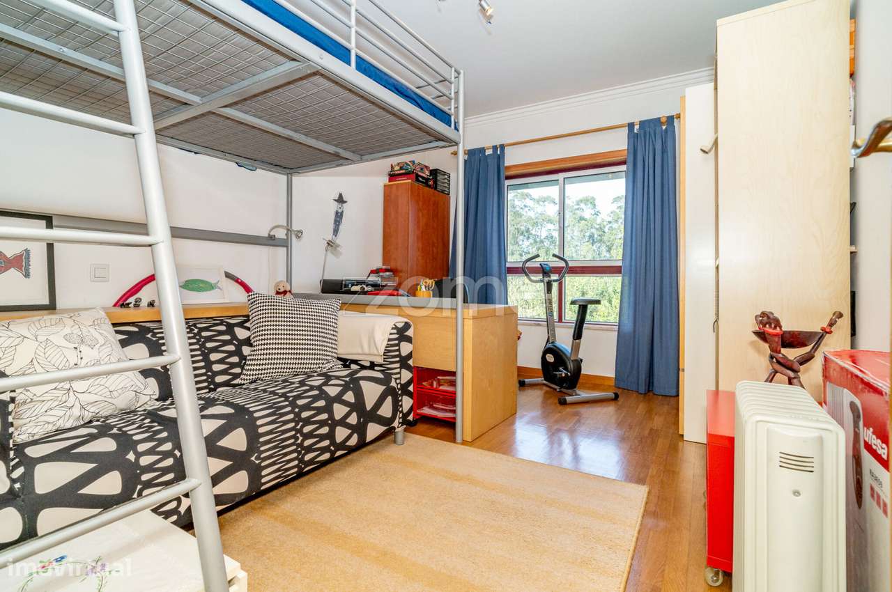 Apartamento T3+Garagem e Arrumo-26