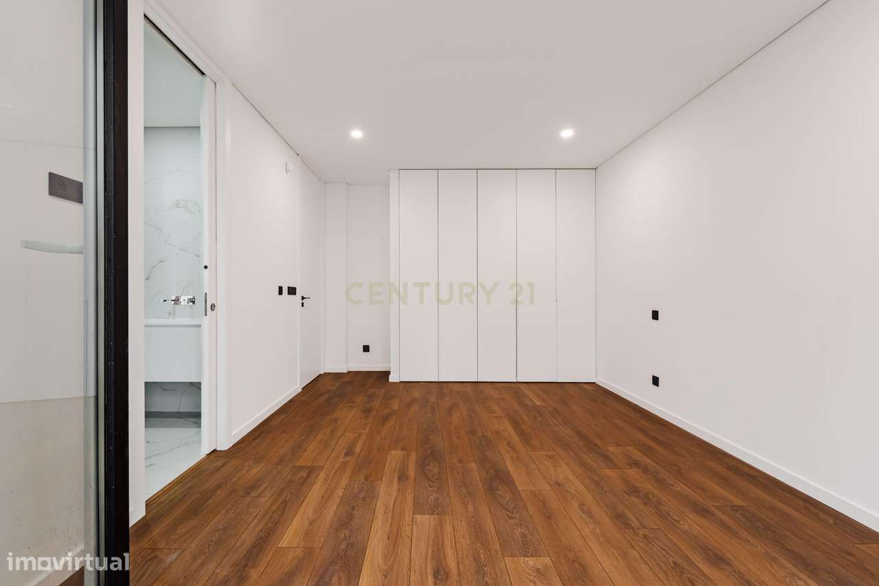 Moradia T3 Nova com Piscina em Palmela - Urbanização calma junto à A33-29