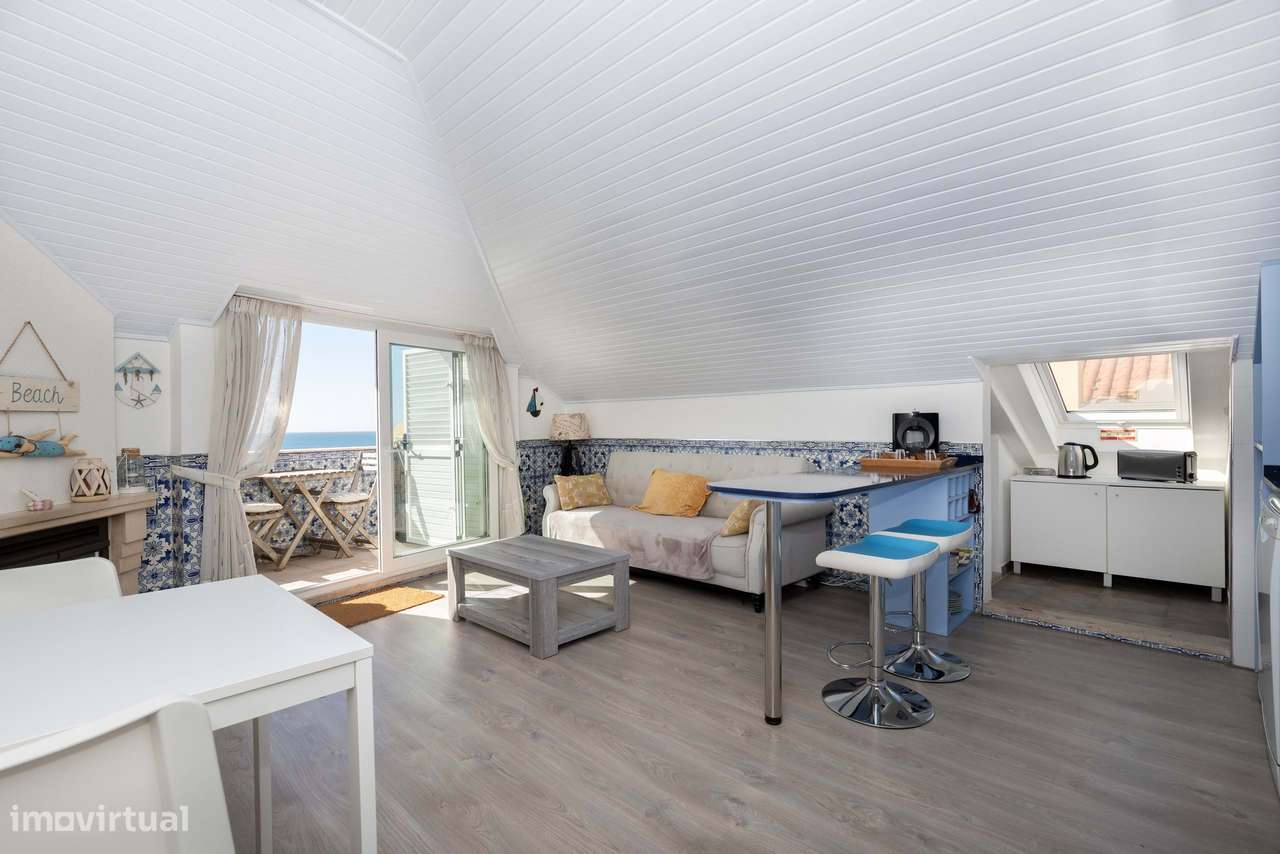 Apartamento T1 com vista mar na primeira linha da praia, ultimo andar - Grande imagem: 4/14