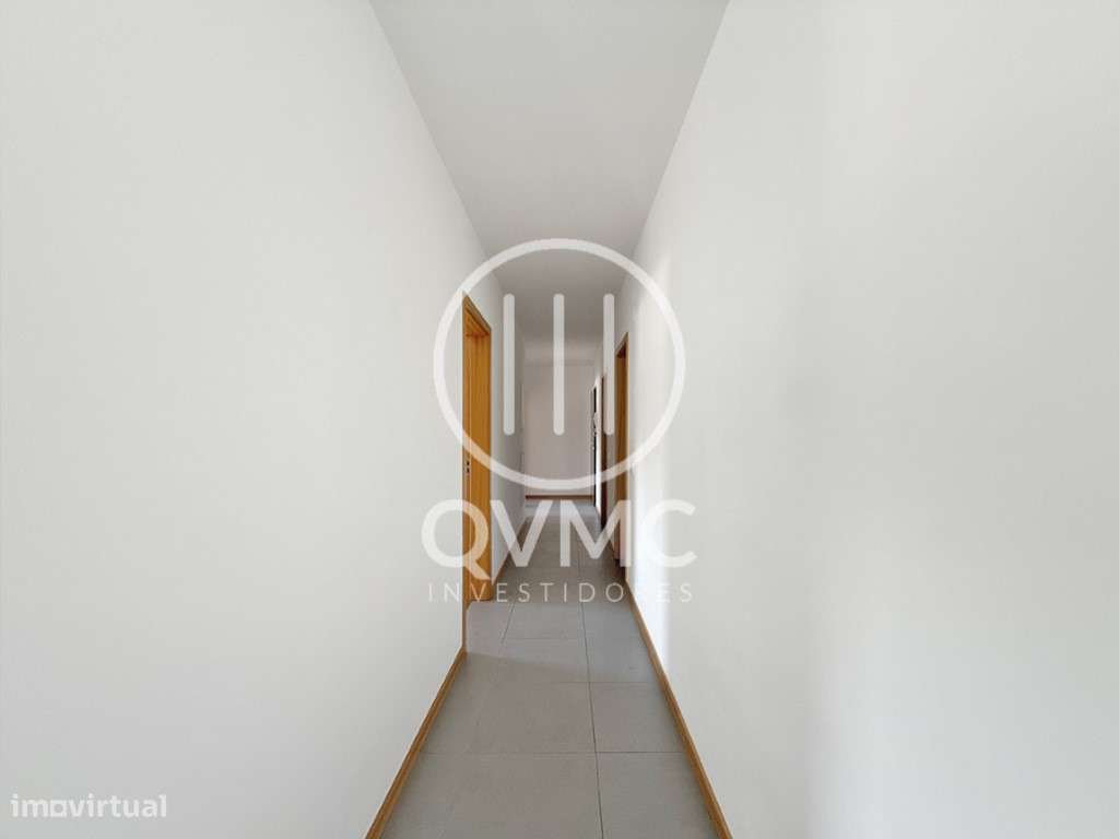 Apartamento T3 em Sesimbra com parqueamento - Vista mar e castelo-16