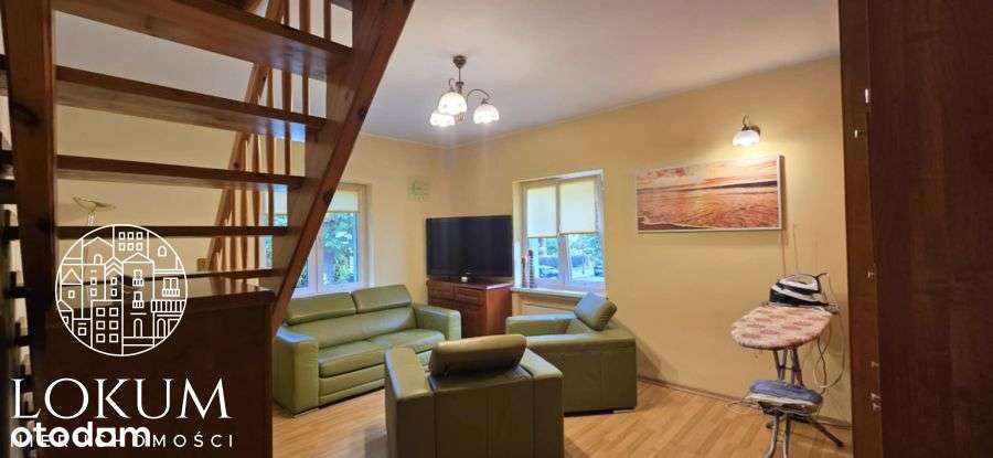 Wyjątkowa Połowa Domu z dużym ogrodem.-13