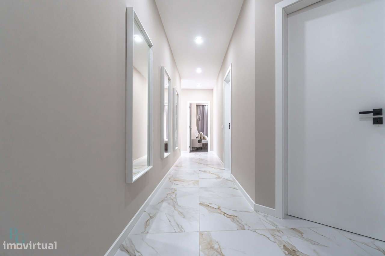 Apartamento T2 moderno no edifício Luna Mar – a 300 m da praia de Arma - Grande imagem: 4/60